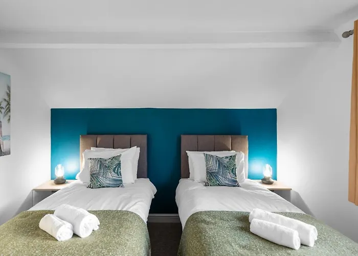 Well Coach House By Cliftonvalley *